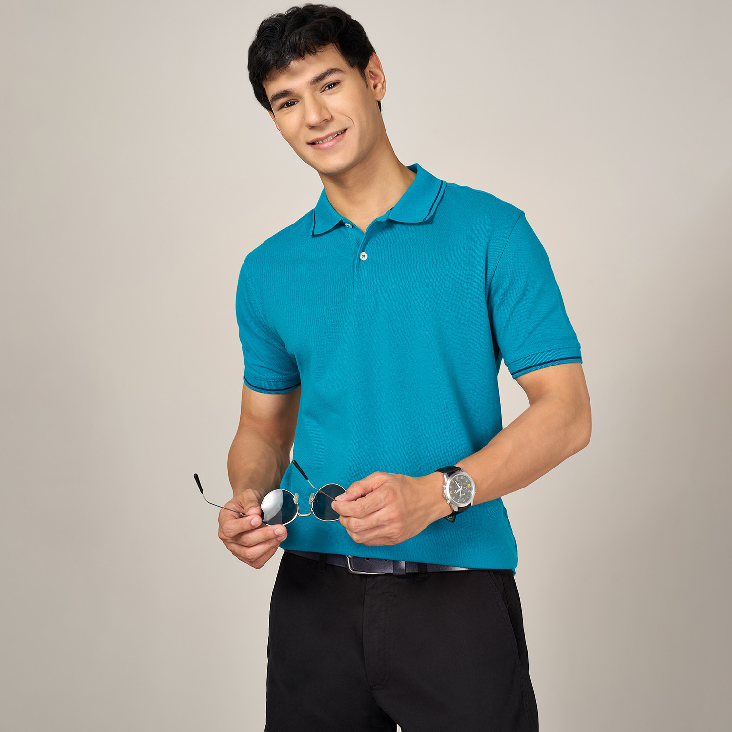 Image of Byford by Pantaloons Solid Men Round Neck Blue T-Shirt