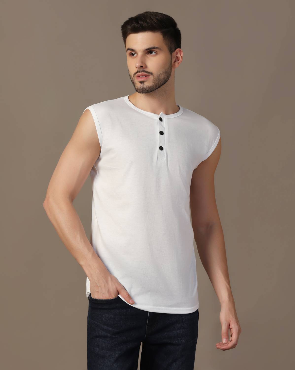 Blisstone Solid Men Henley Neck White T-Shirt