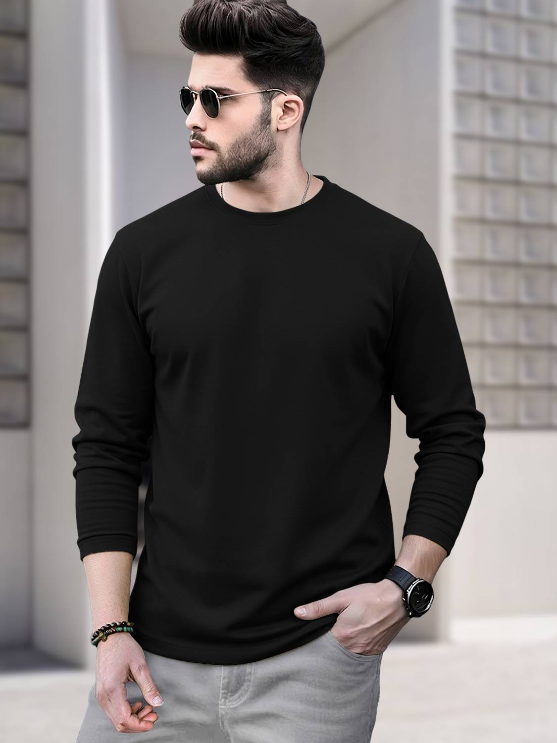 BLIVE Solid Men Round Neck Black T-Shirt
