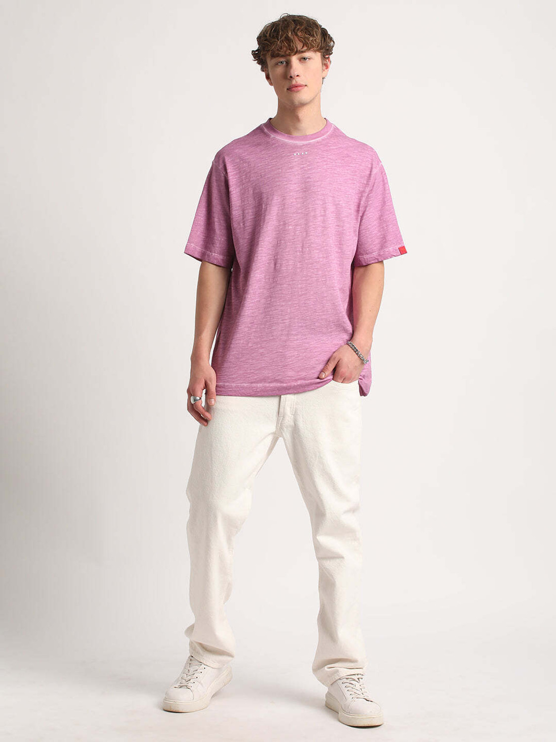 Image of THE BEAR HOUSE Solid Men Round Neck Pink T-Shirt