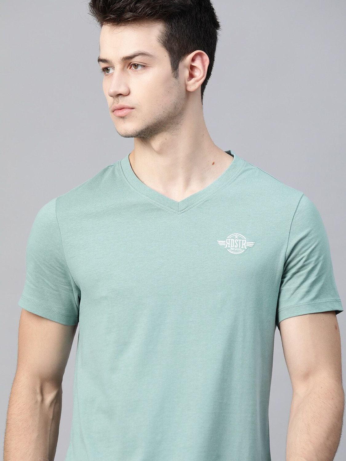 Image of Roadster Solid Men V Neck Blue T-Shirt