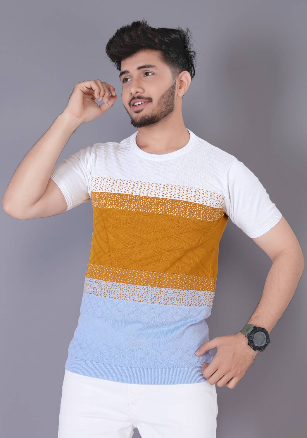 ARAAVI Colorblock Men Round Neck Multicolor T-Shirt