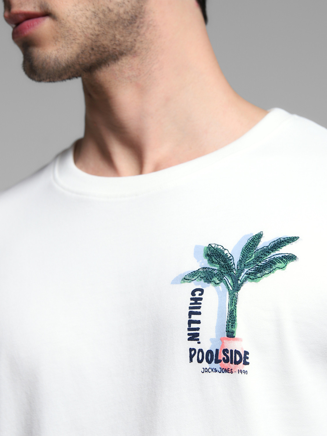 Image of JACK & JONES Graphic Print Men Crew Neck White T-Shirt