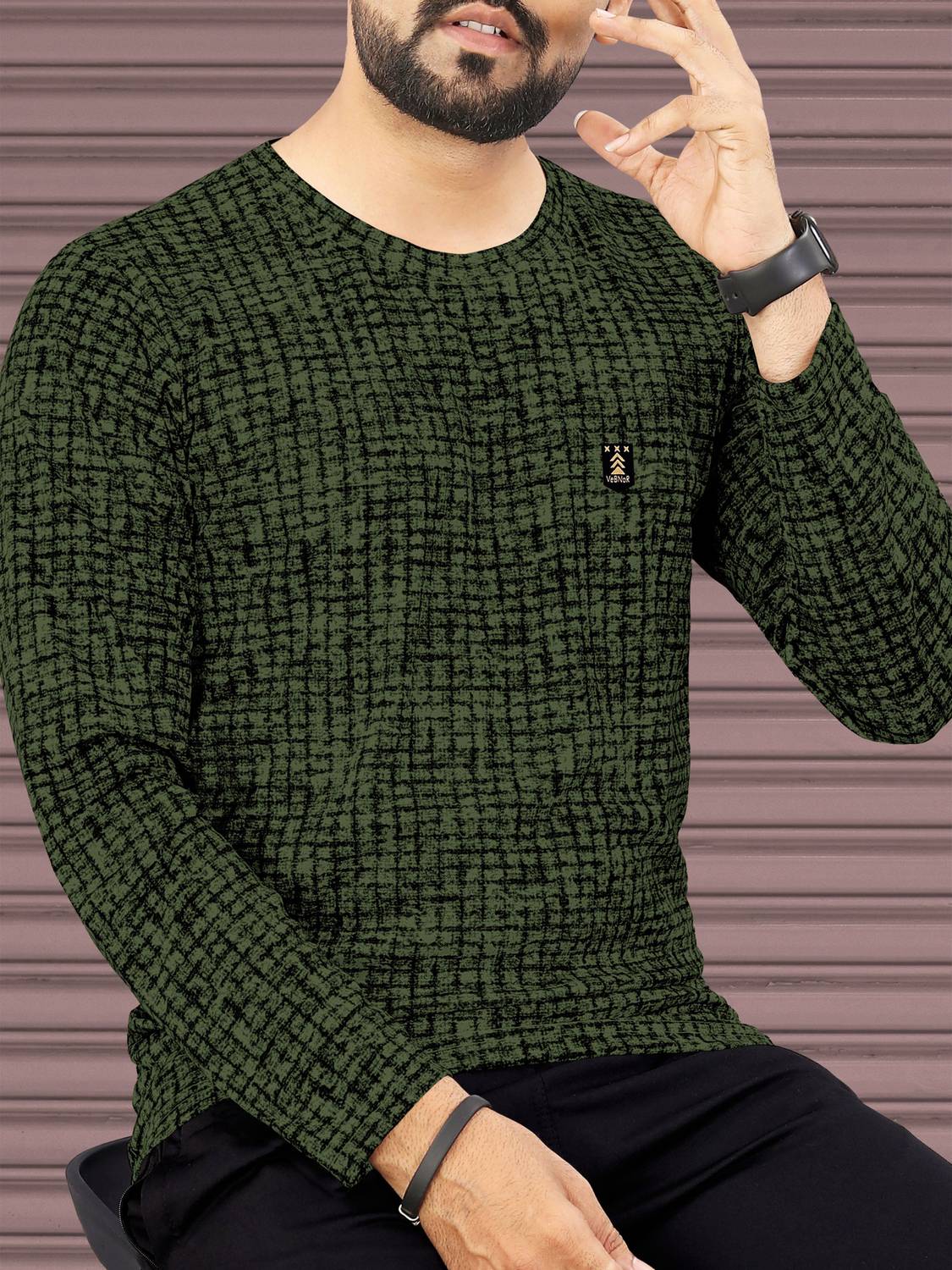 VeBNoR Men Abstract Round Neck Polycotton Dark Green T-Shirt