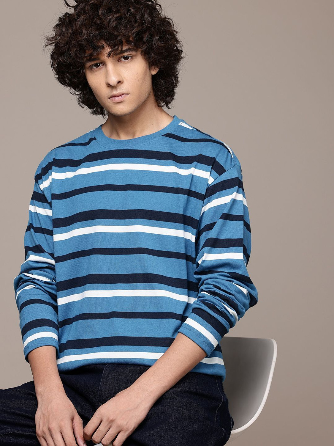 Image of Roadster Striped Men Round Neck Blue T-Shirt