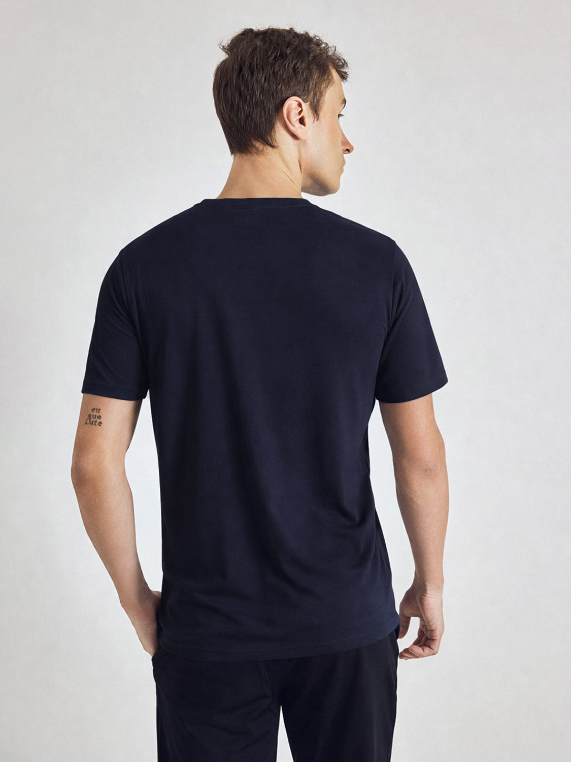Image of Pepe Jeans Solid Men Round Neck Blue T-Shirt
