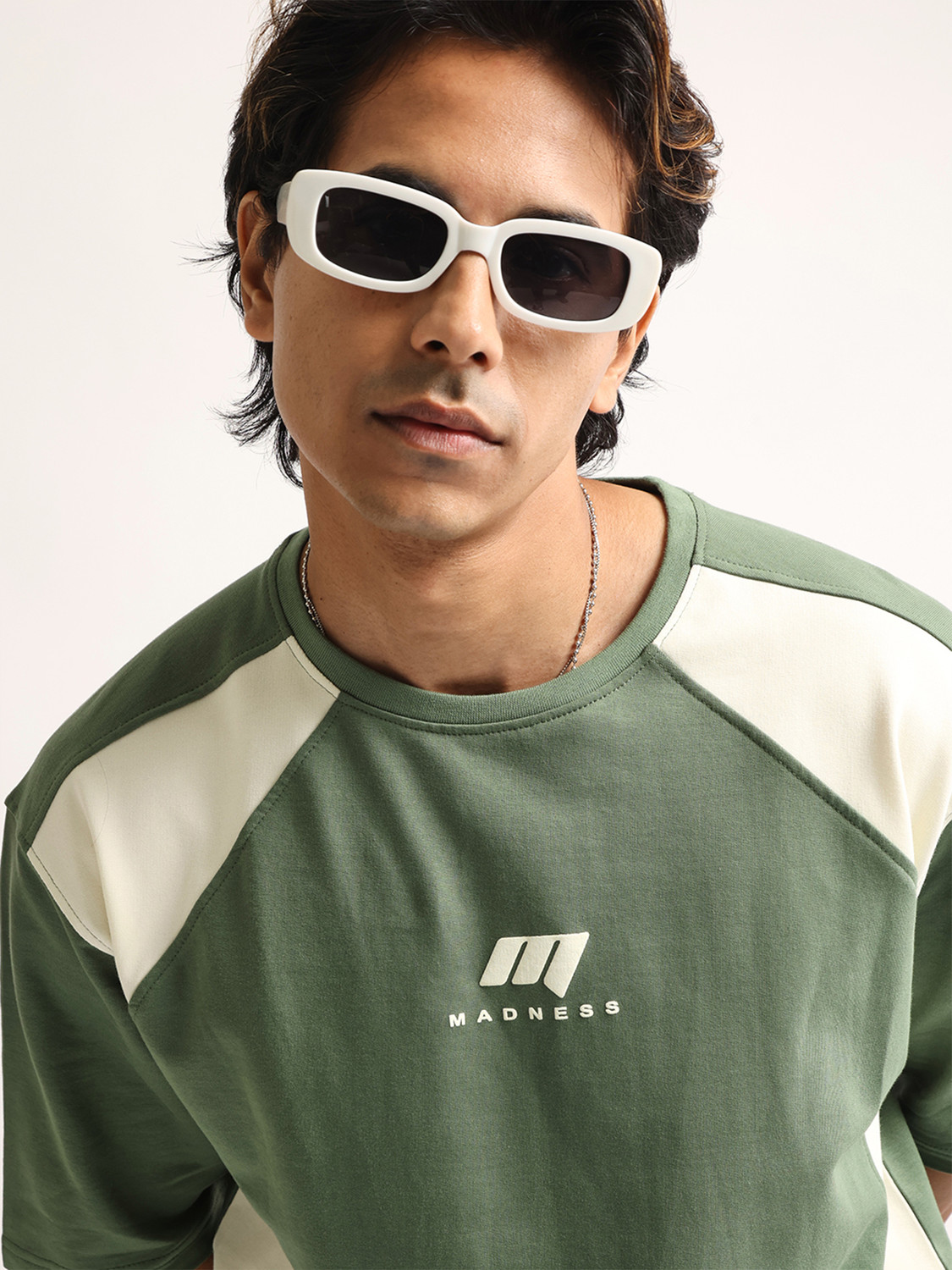 Image of MANIAC Men Colorblock Round Neck Pure Cotton Green, White T-Shirt