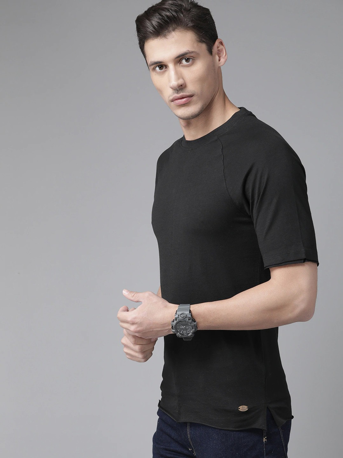 Image of Roadster Solid Men Round Neck Black T-Shirt