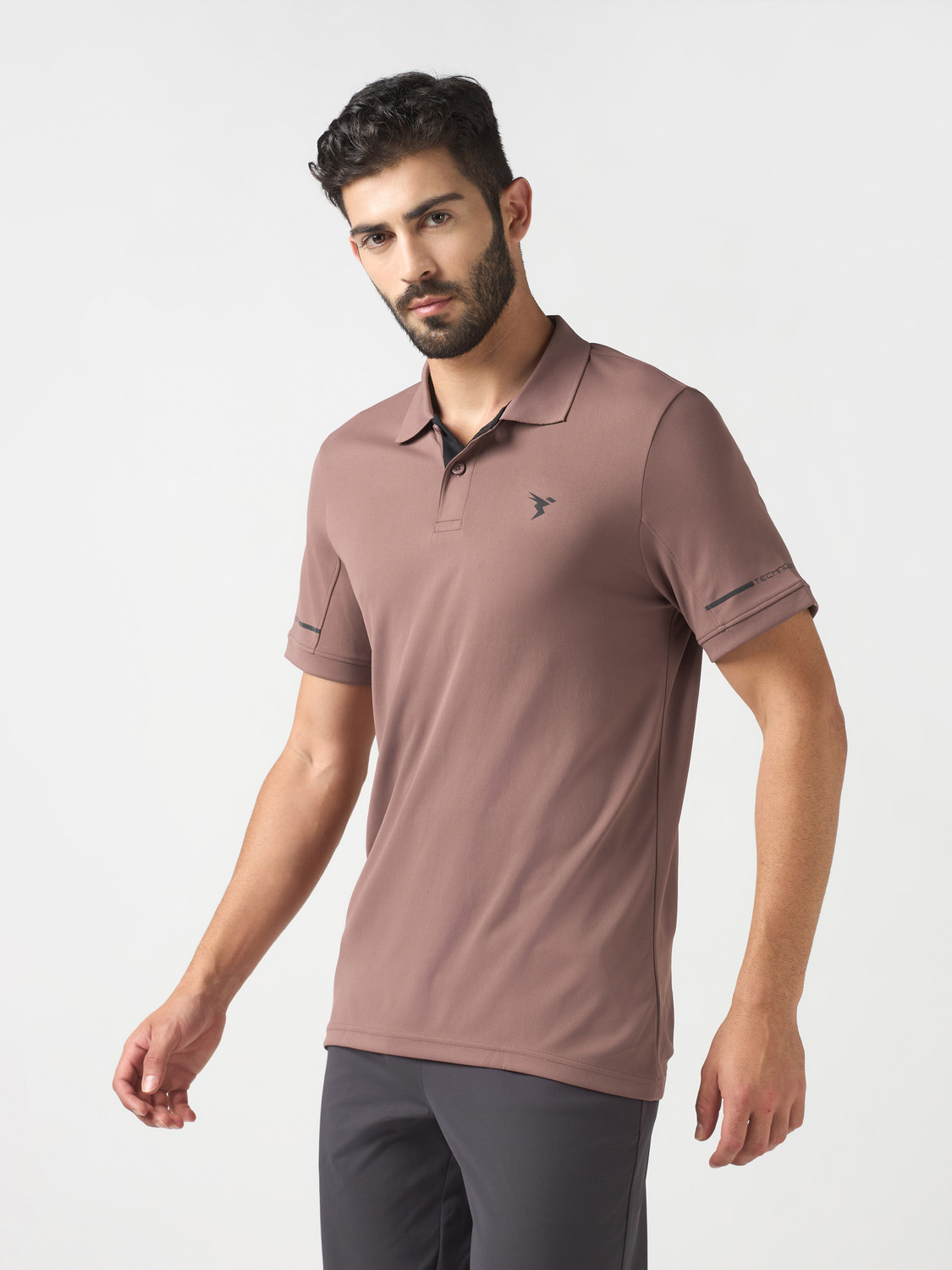Image of TECHNOSPORT Solid Men Polo Neck Maroon T-Shirt