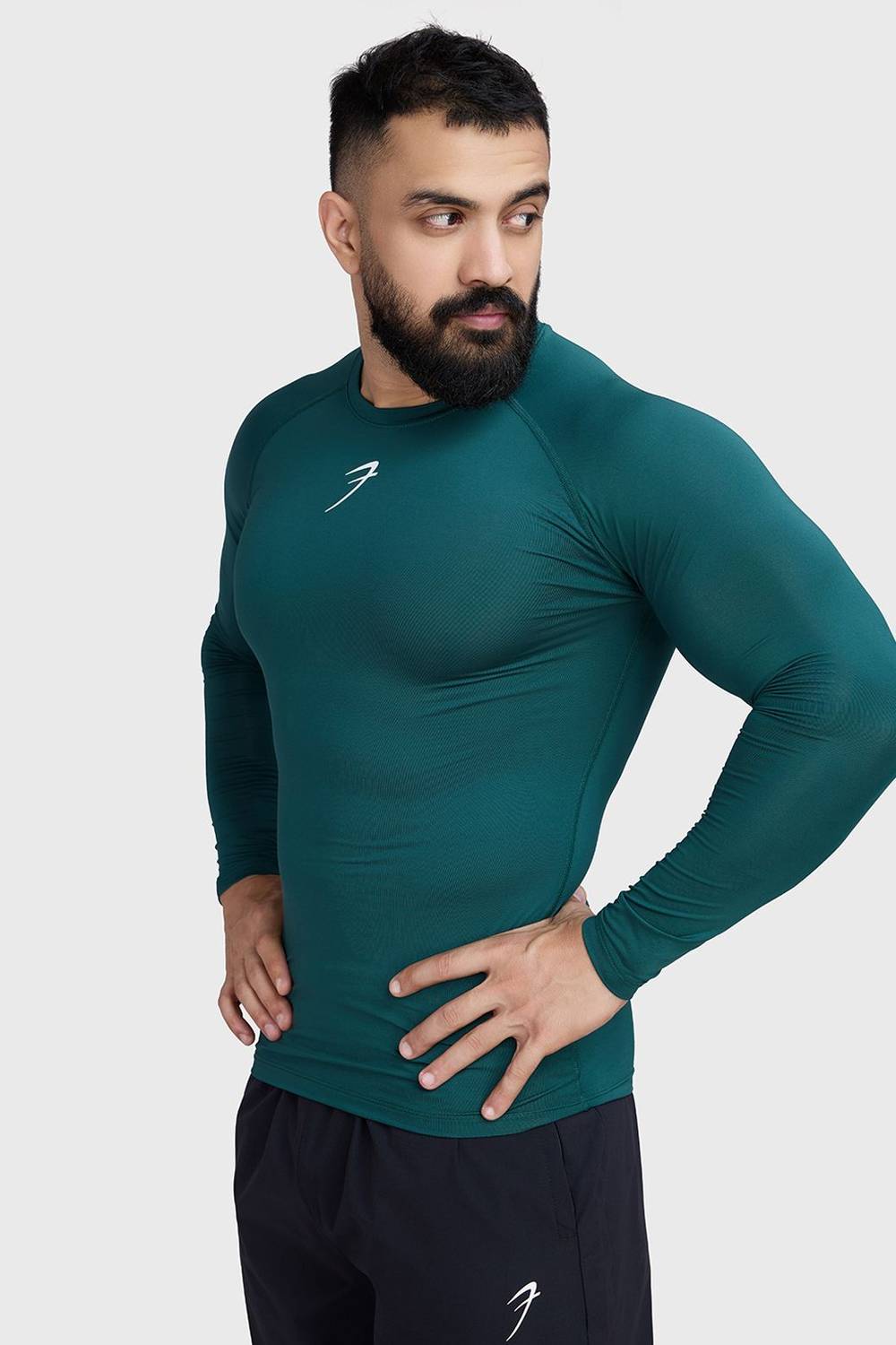 FuaarK Men Solid Round Neck Polyester Green T-Shirt