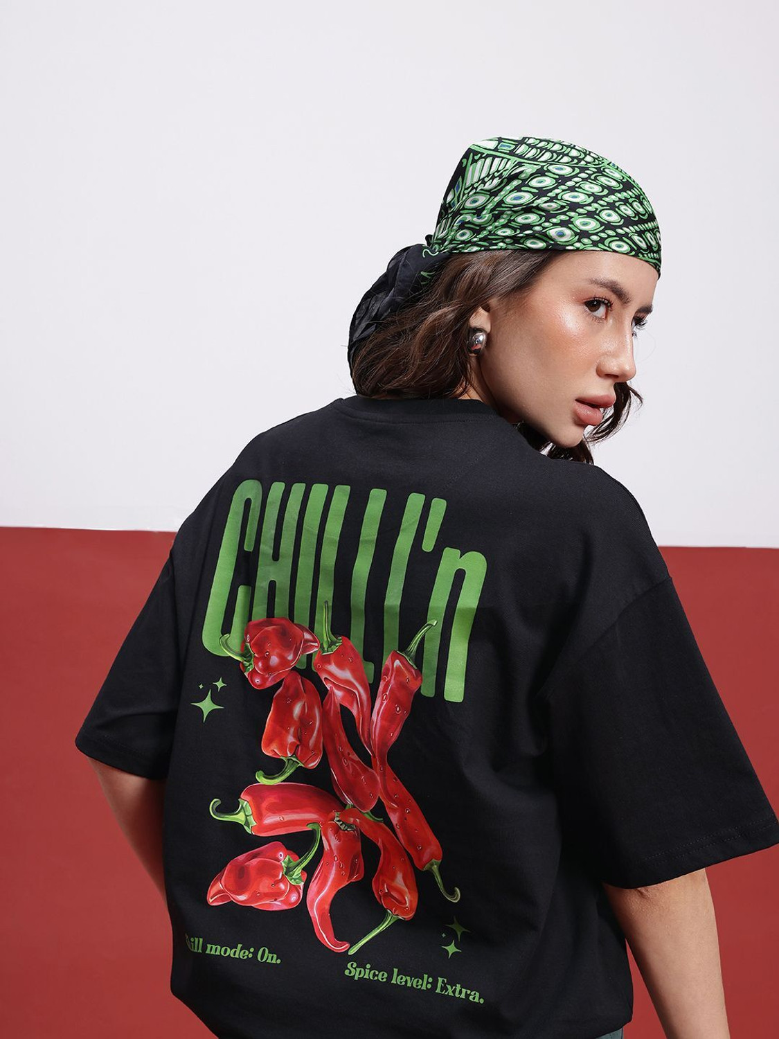 Image of Glitchez Graphic Print Women Round Neck Black T-Shirt