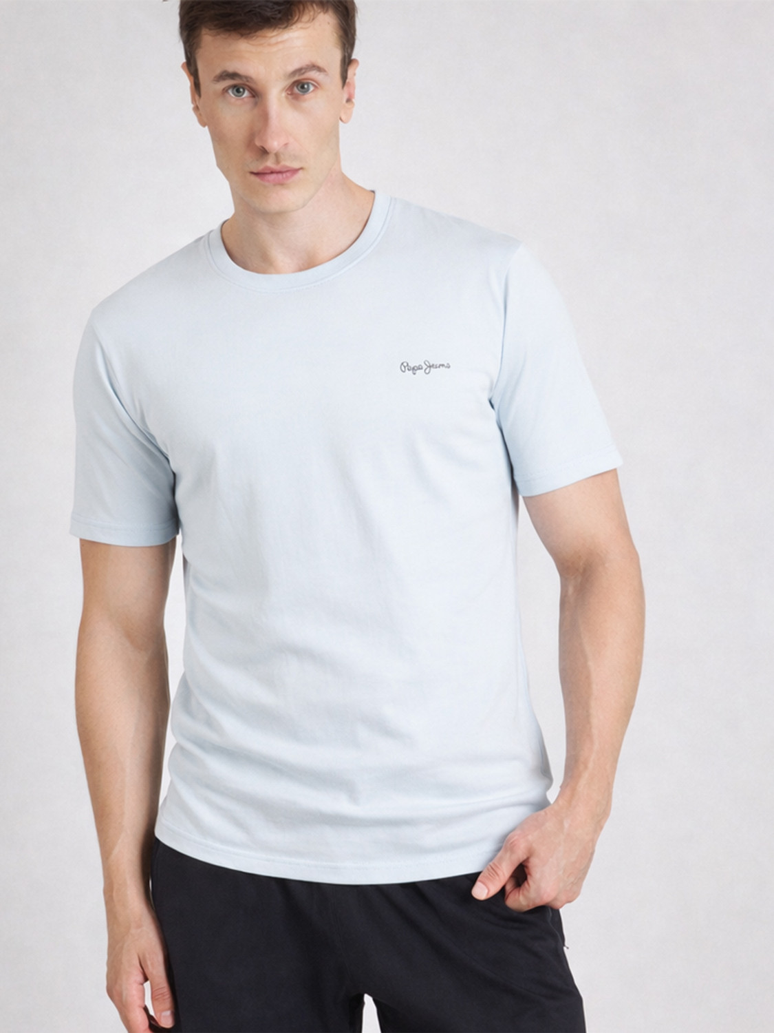 Image of Pepe Jeans Solid Men Round Neck Blue T-Shirt