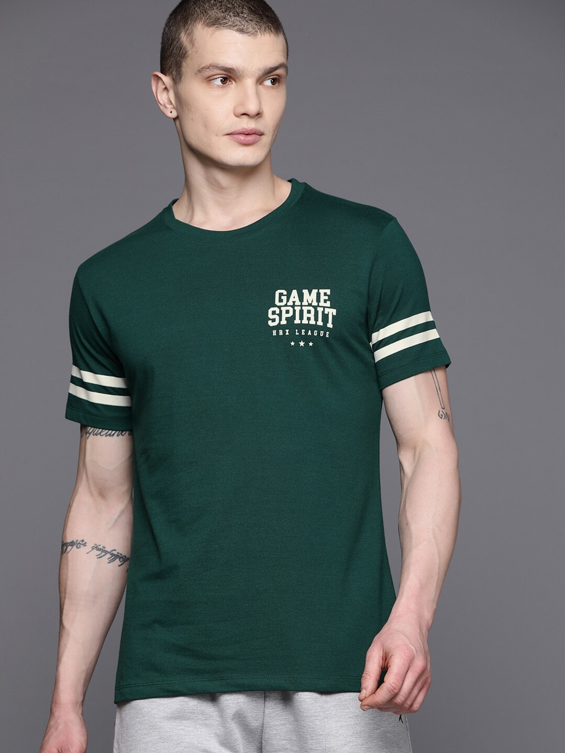 Image of HRX by Hrithik Roshan Men Printed Round Neck Cotton Blend Green T-Shirt