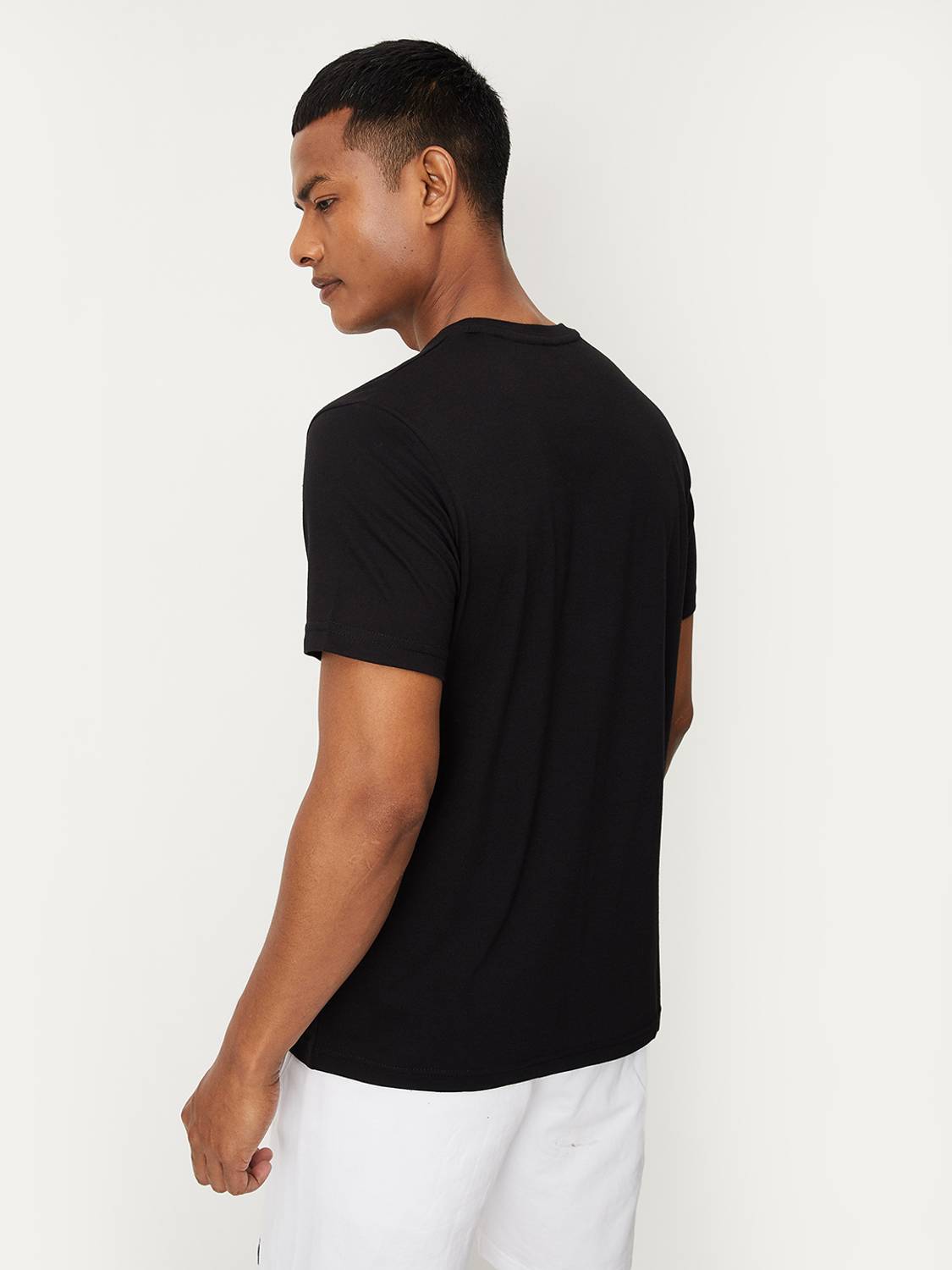 MAX Solid Men Round Neck Black T-Shirt - Image 2