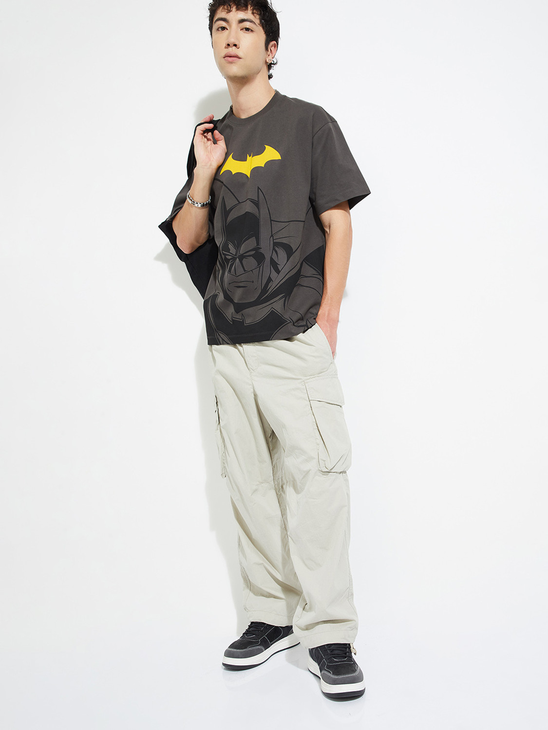 Image of MAX Batman Men Printed Round Neck Pure Cotton Grey T-Shirt