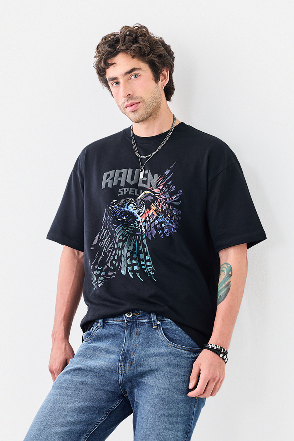 Image of Snitch Graphic Print Men Round Neck Black T-Shirt