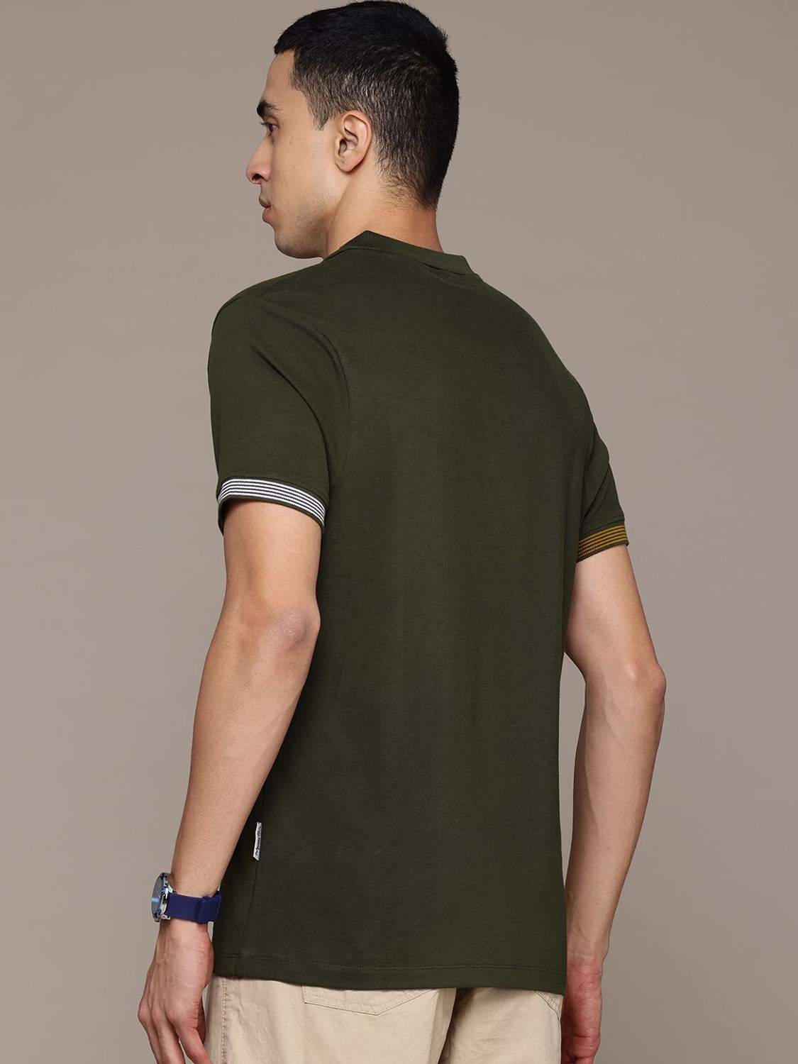 Image of Roadster Solid Men Polo Neck Green T-Shirt