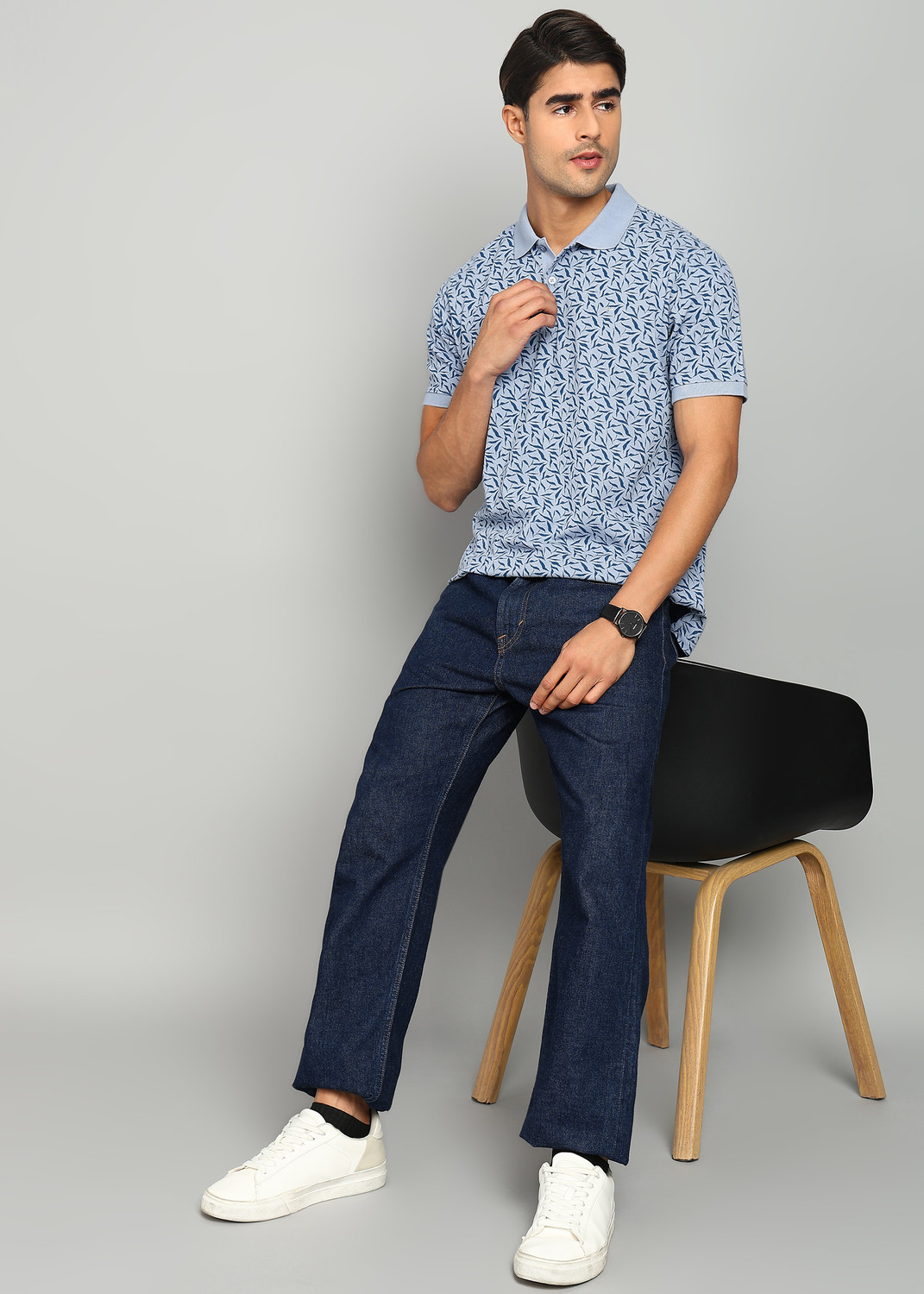 Image of PARK AVENUE Printed Men Polo Neck Light Blue T-Shirt