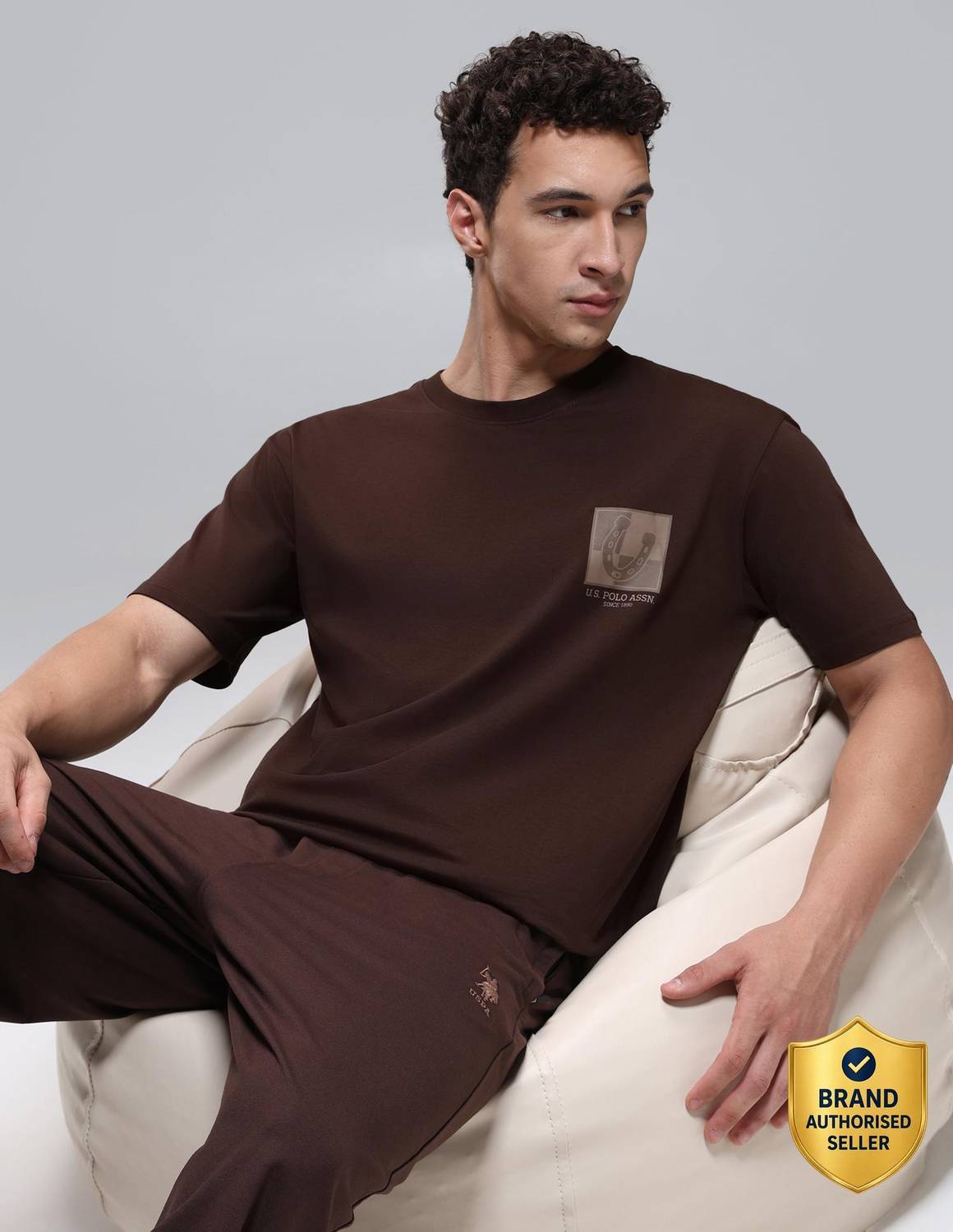 U.S. POLO ASSN. Men Brown Crew Neck T-Shirt - Image 1