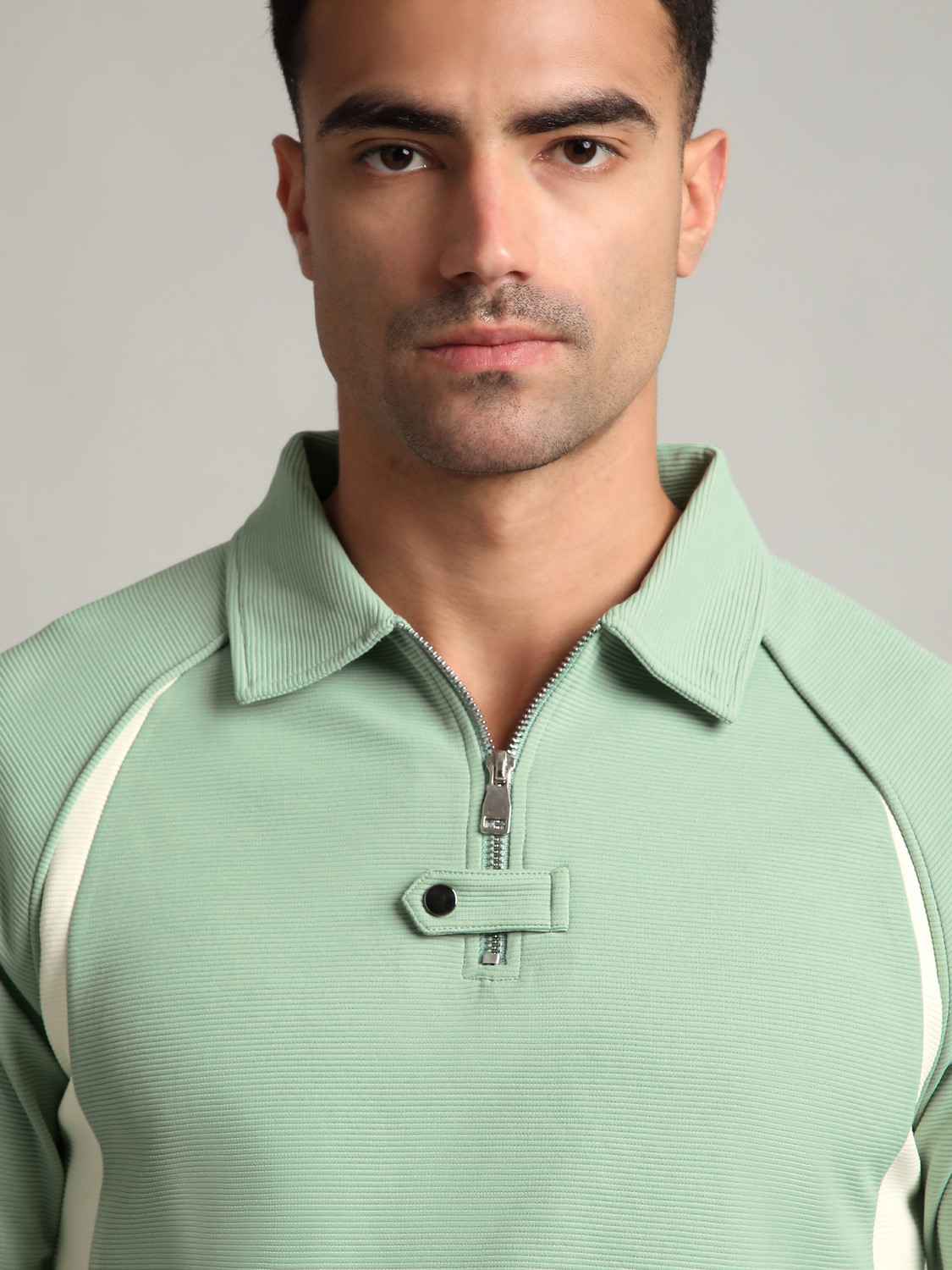 Image of BEYOUNG Solid Men Polo Neck Green T-Shirt