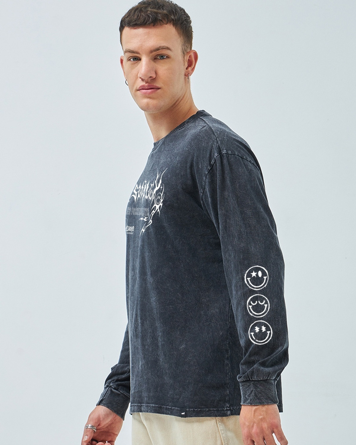Image of BEWAKOOF Graphic Print Men Round Neck Black T-Shirt