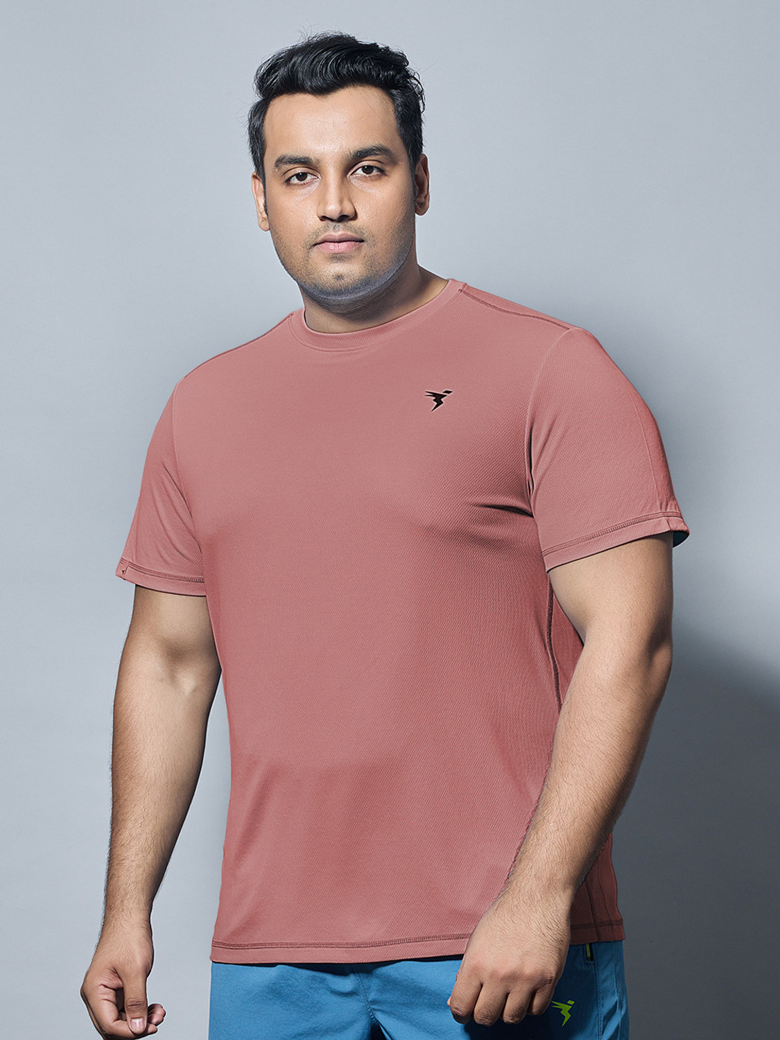 Image of TECHNOSPORT Solid Men Round Neck Red T-Shirt