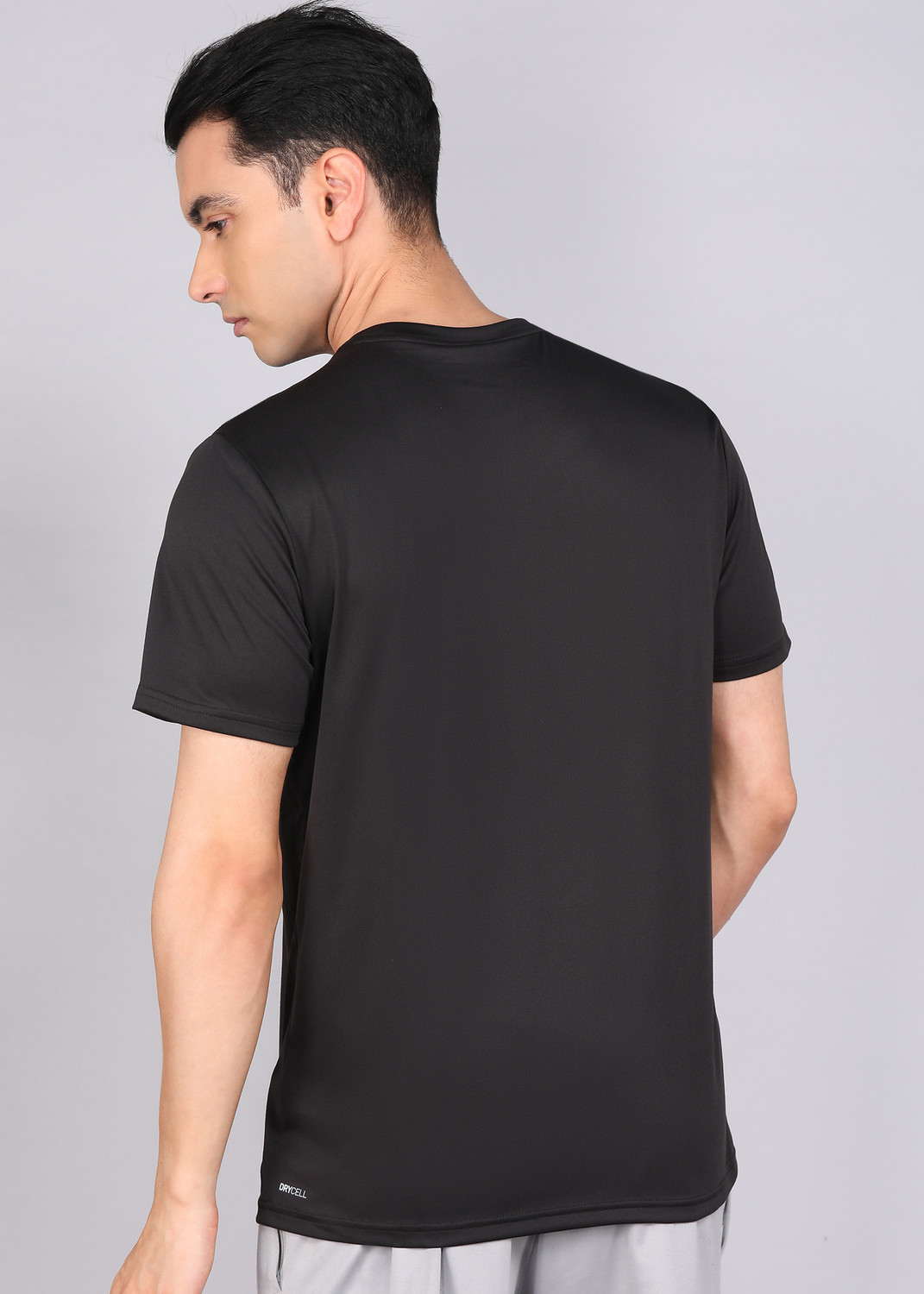 Image of PUMA Solid Men Crew Neck Black T-Shirt