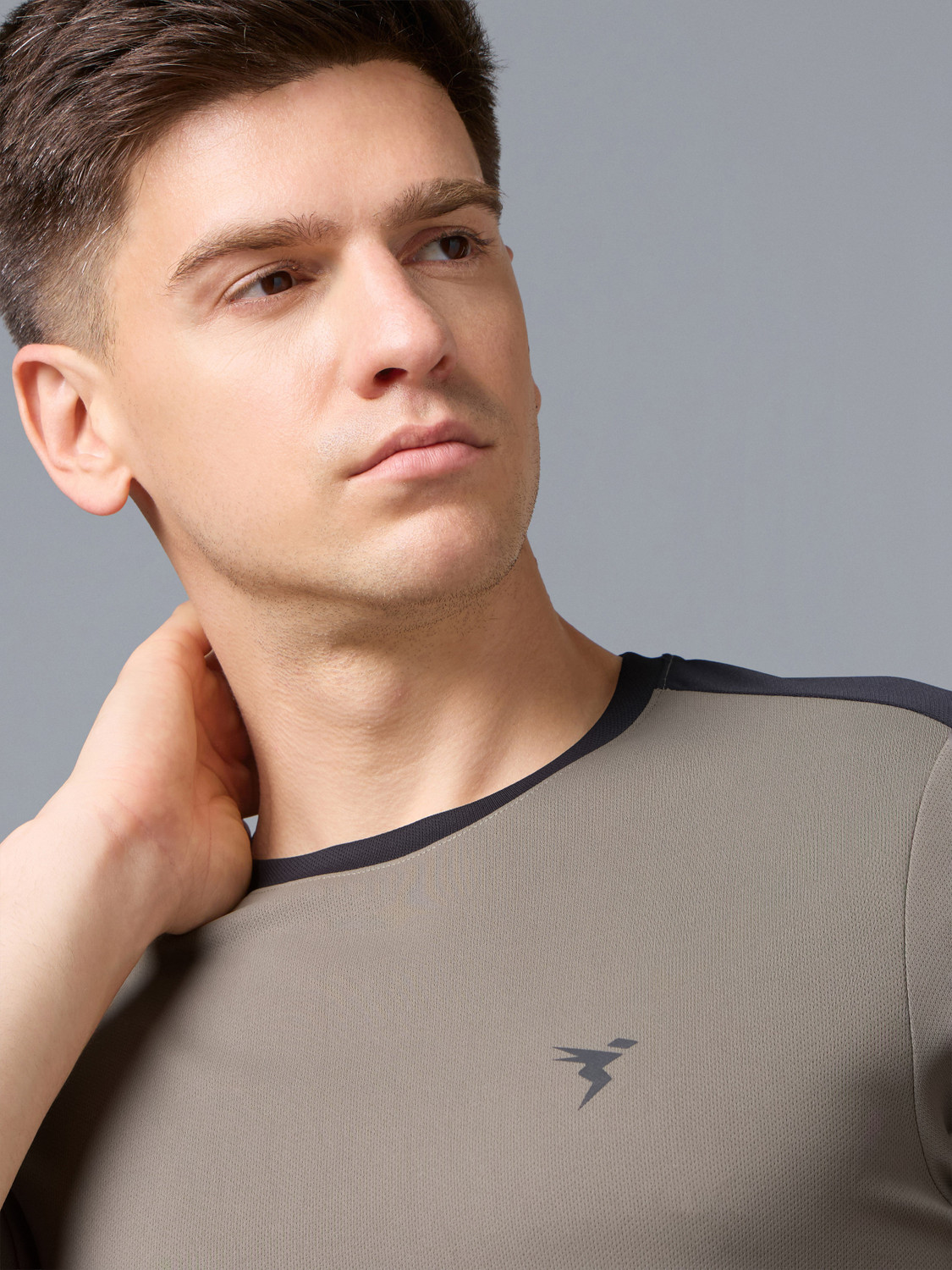 Image of TECHNOSPORT Colorblock Men Round Neck Grey T-Shirt