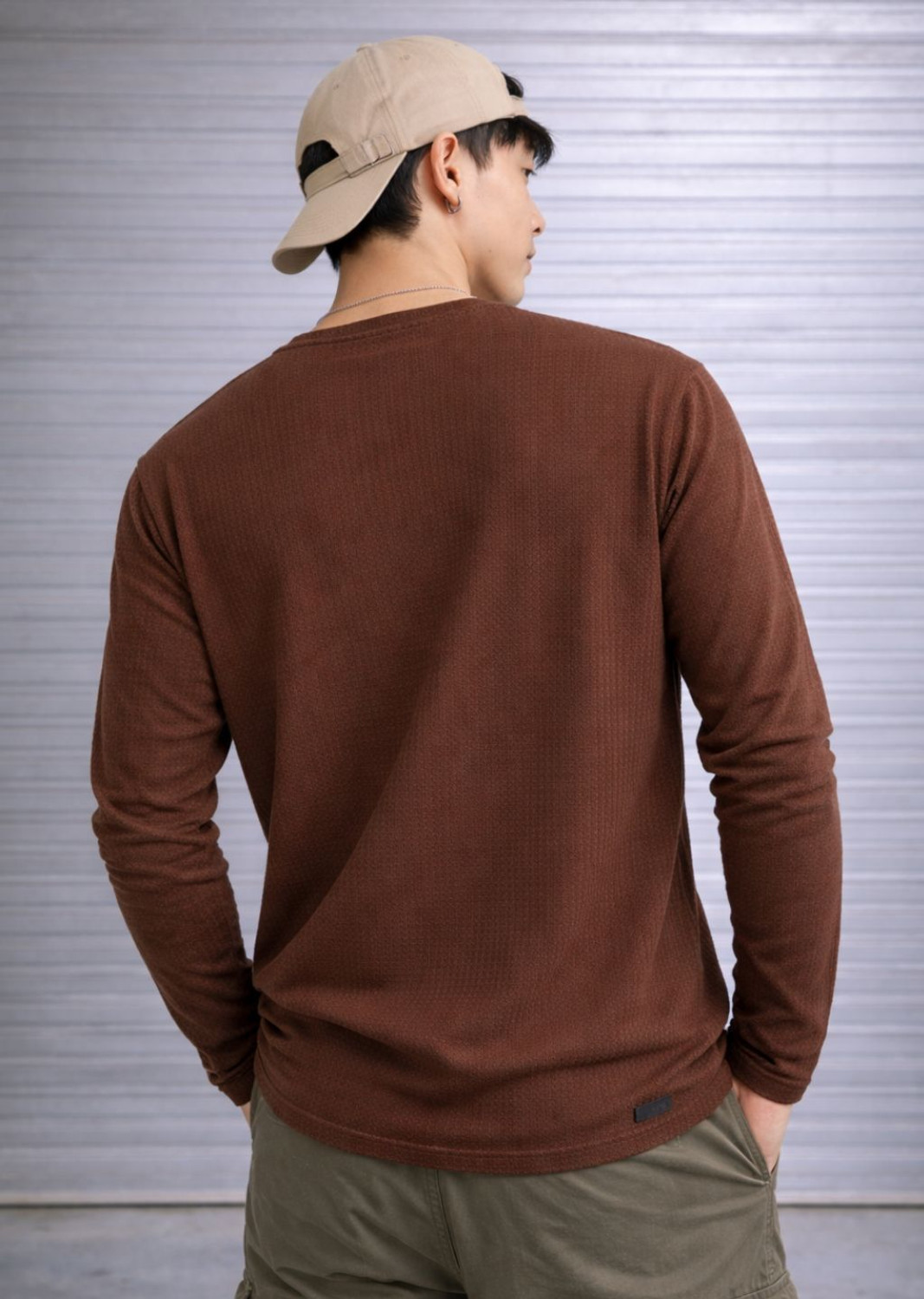 Image of KAJARU TEES Solid Men Round Neck Brown T-Shirt