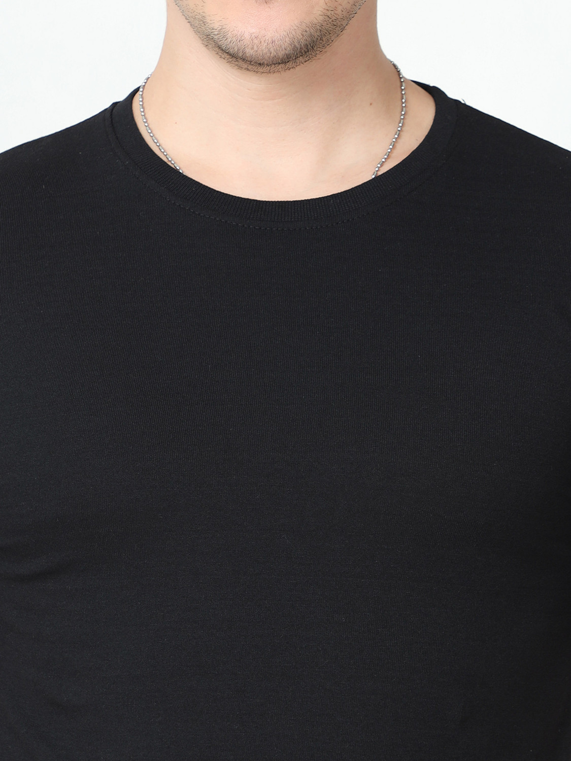 Image of Wafaa Solid Men Round Neck Black T-Shirt