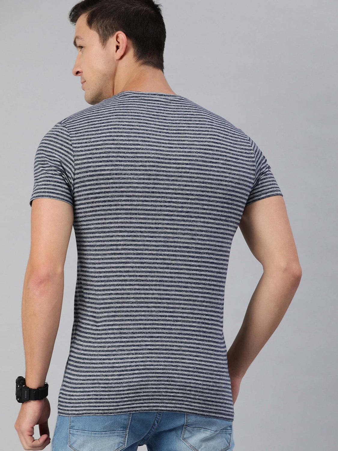 Image of THE BEAR HOUSE Striped Men Round Neck Blue T-Shirt