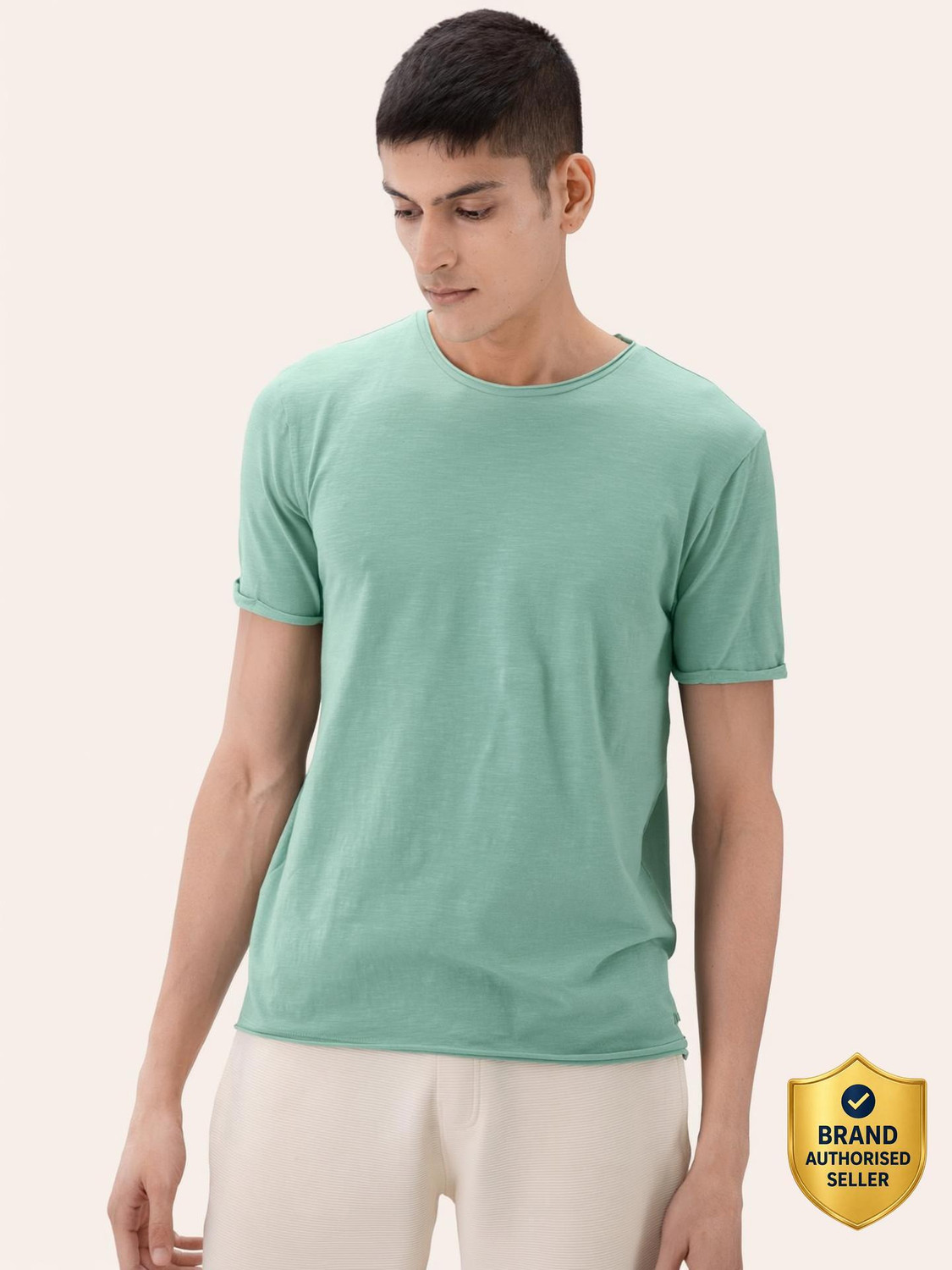 Damensch Solid Men Round Neck Green T-Shirt