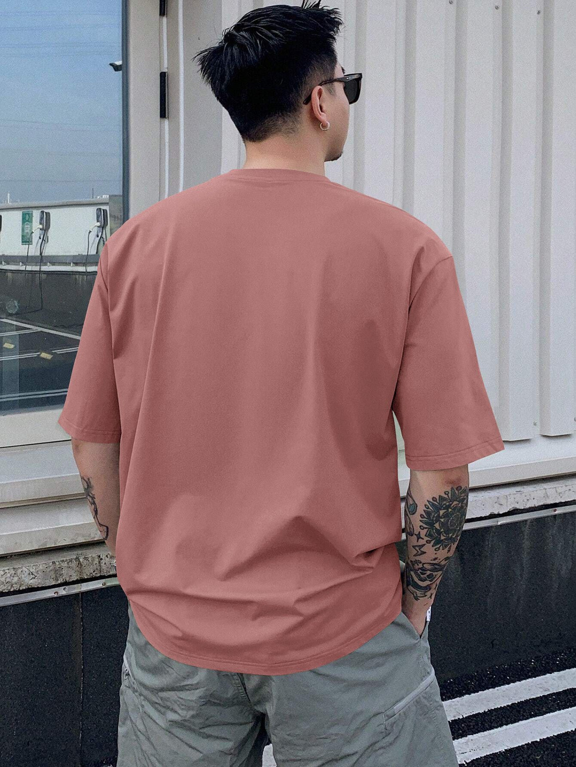 Image of parthcreation Printed Men Round Neck Pink T-Shirt