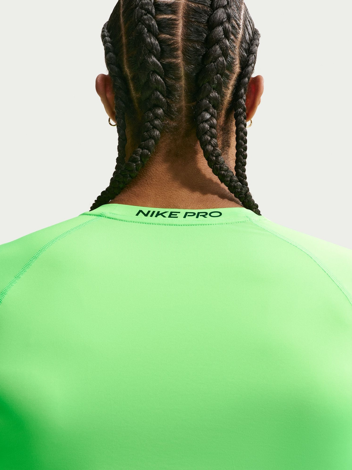 Image of NIKE Solid Men Round Neck Green T-Shirt
