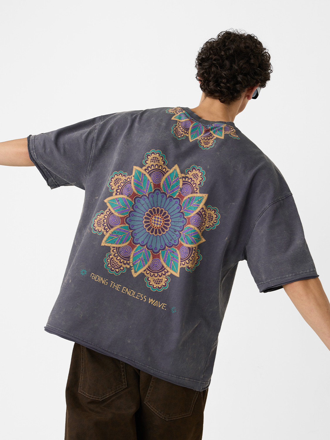 Image of The Souled Store Floral Print Men Round Neck Grey T-Shirt