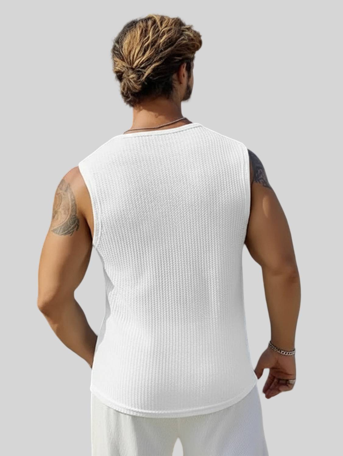 TeeWink Men White Round Neck T-Shirt - Image 2