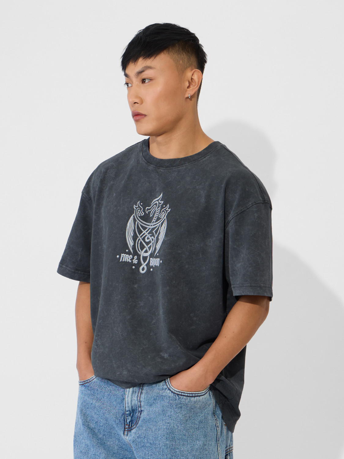 Image of The Souled Store Graphic Print Men Round Neck Grey T-Shirt