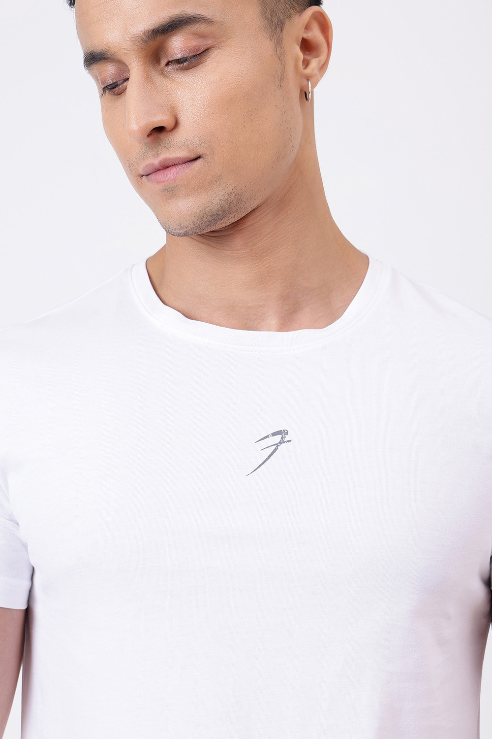 Image of FuaarK Solid Men Round Neck White T-Shirt