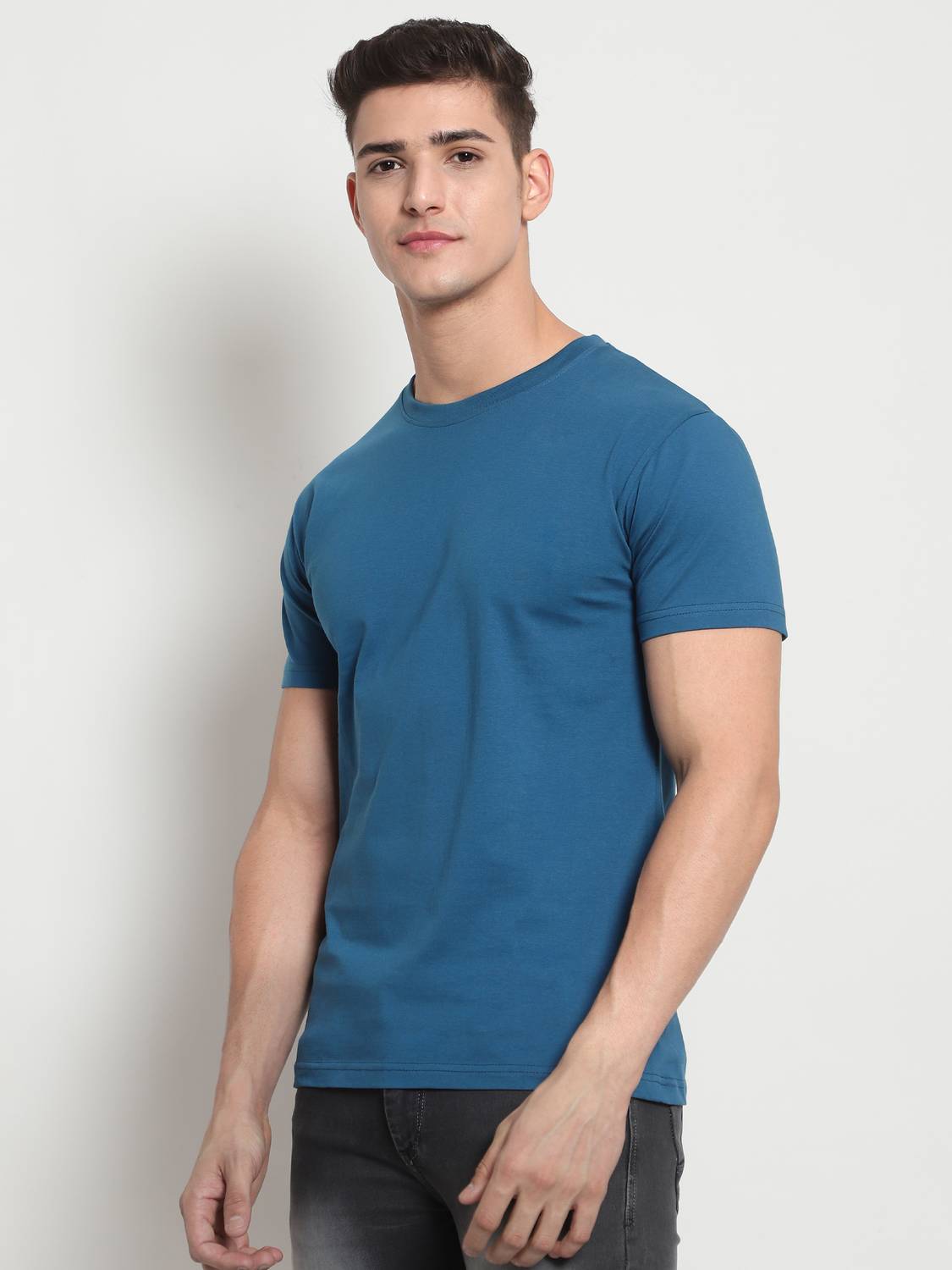 BEYOUNG Solid Men Round Neck Blue T-Shirt