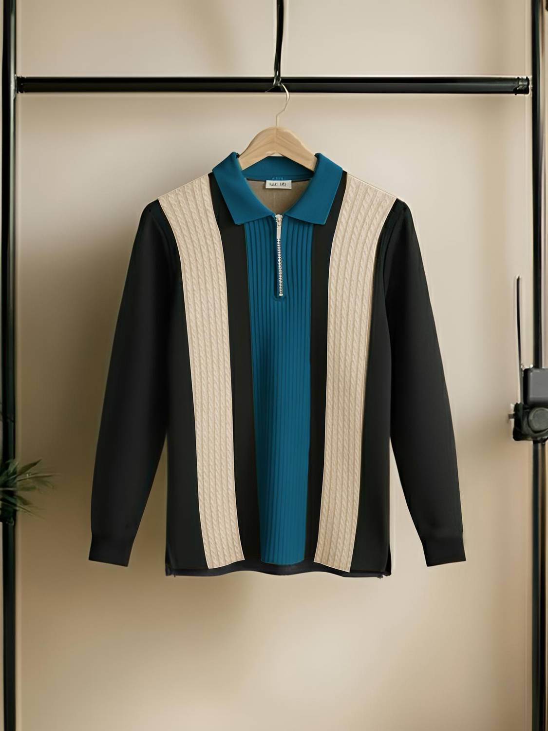AUSK Full Sleeve Striped Men Sweatshirt
