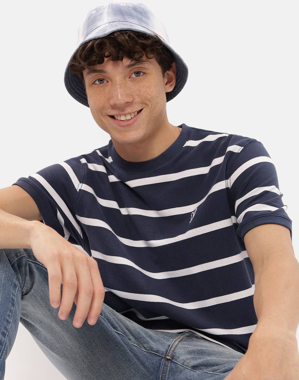American Eagle Men Striped Round Neck Cotton Blend Dark Blue T-Shirt