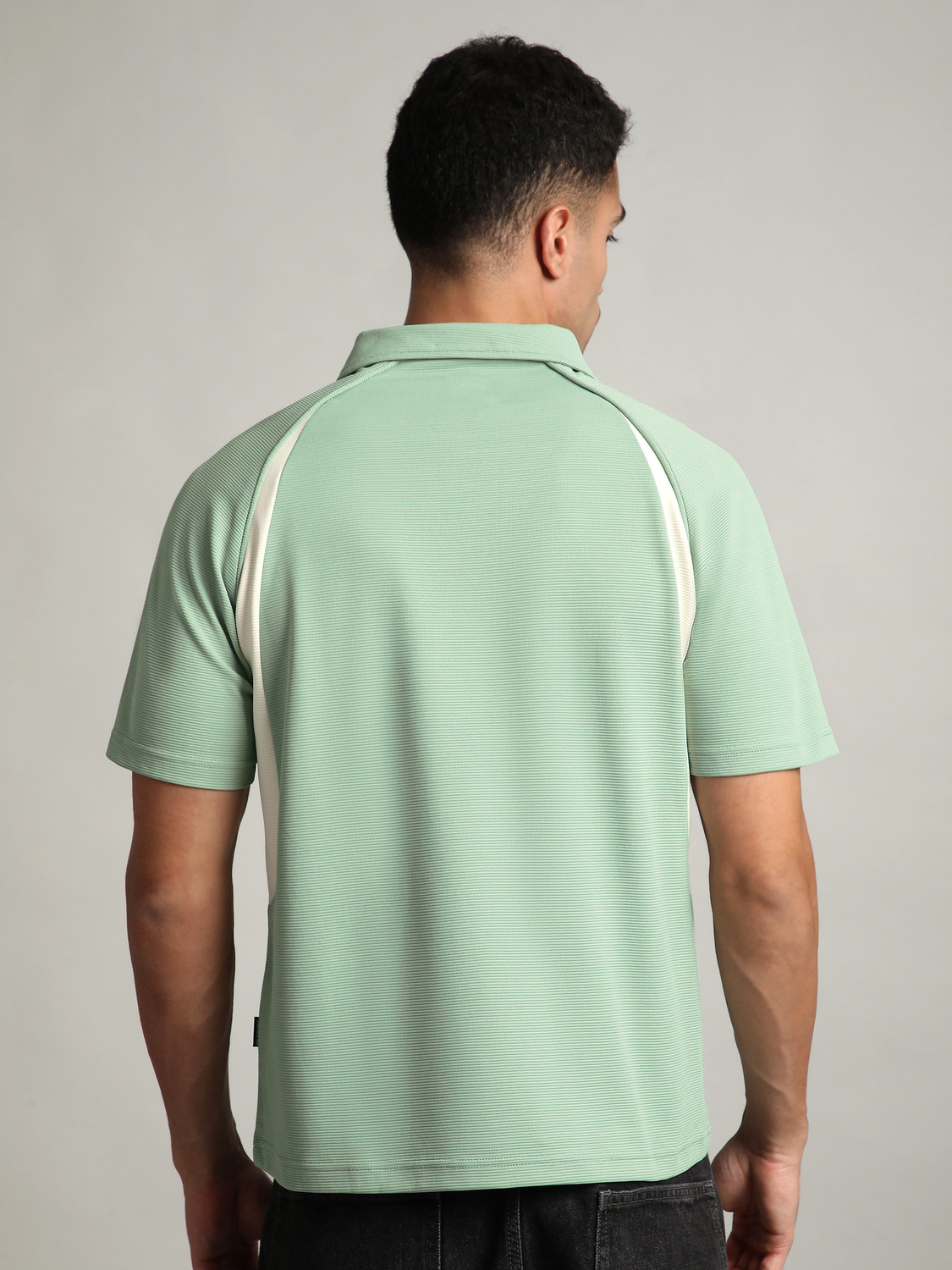 Image of BEYOUNG Solid Men Polo Neck Green T-Shirt