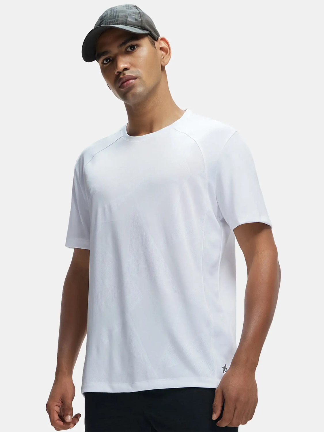 Image of JOCKEY Solid Men Round Neck White T-Shirt