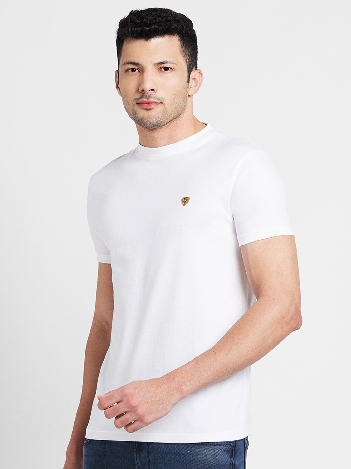 Image of BEING HUMAN Solid Men Round Neck White T-Shirt