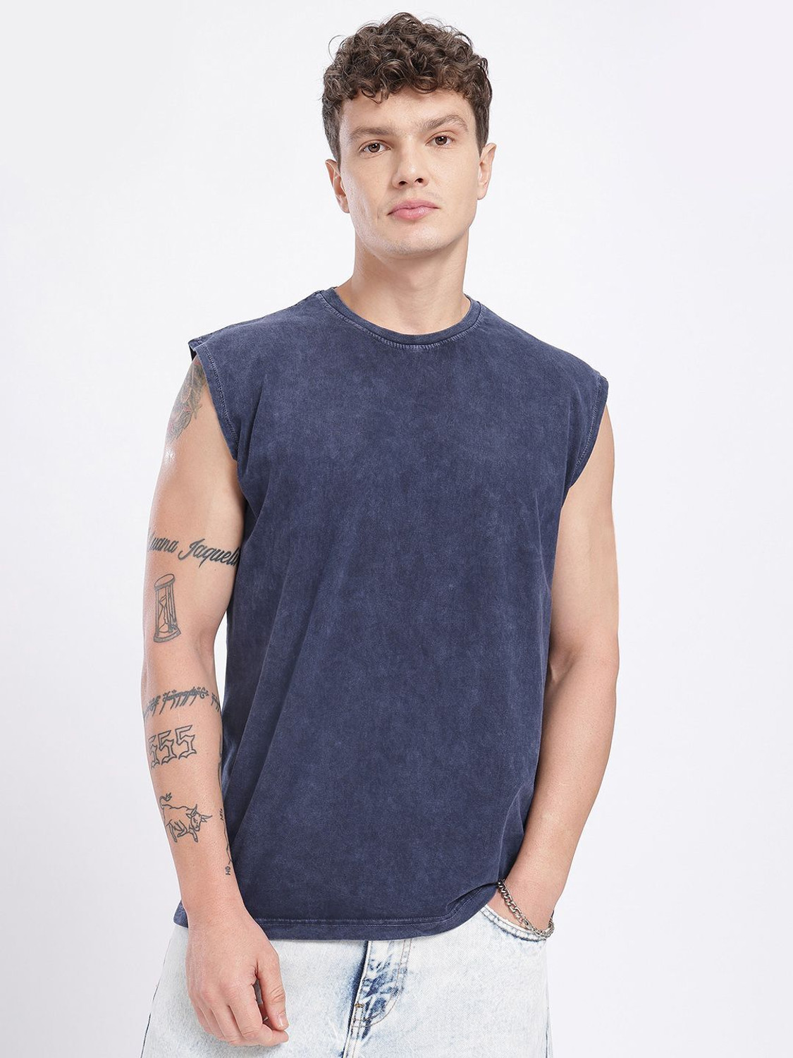 Image of Glitchez Solid Men Round Neck Blue T-Shirt