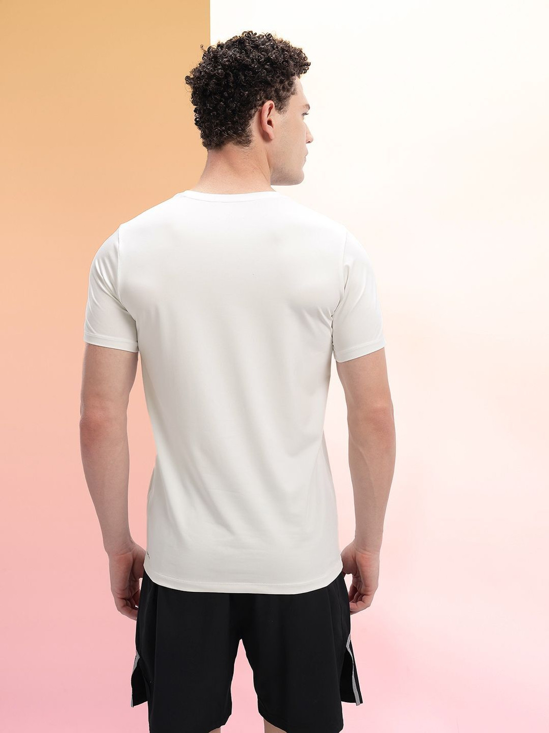 Image of HRX by Hrithik Roshan Printed Men Round Neck White T-Shirt