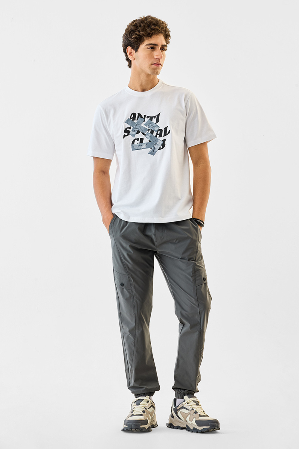 Image of Snitch Graphic Print Men Crew Neck White T-Shirt
