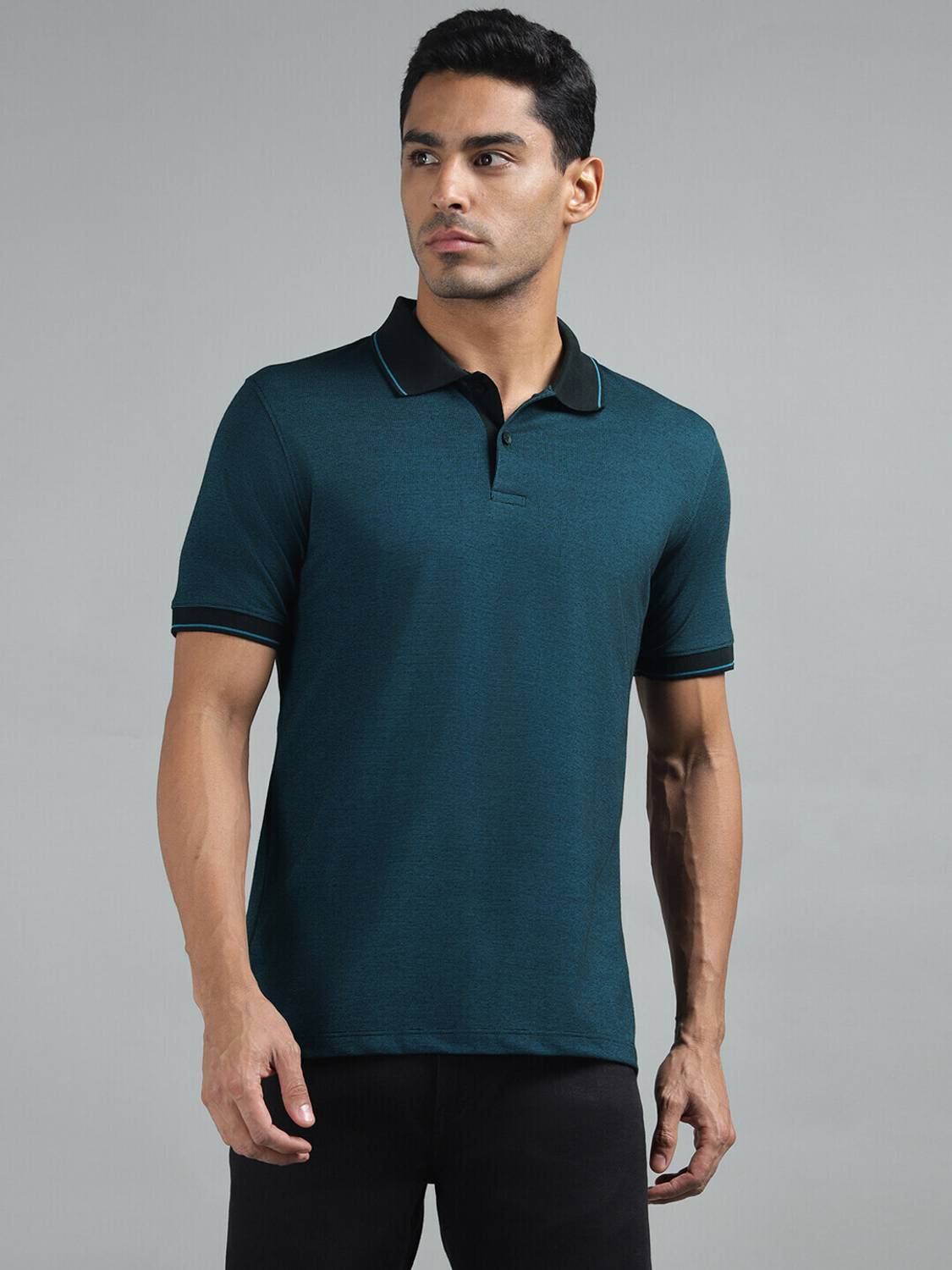 RICHLOOK Men Solid Polo Neck Pure Cotton Blue T-Shirt