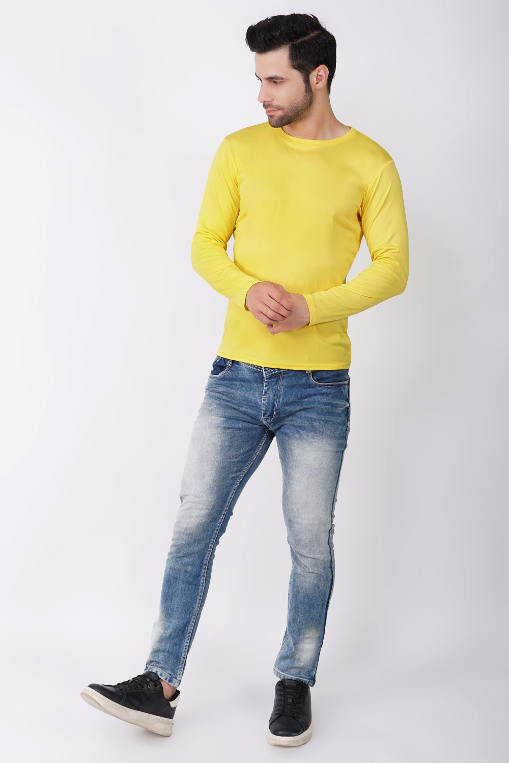 Image of KASPY Solid Men Round Neck Yellow T-Shirt