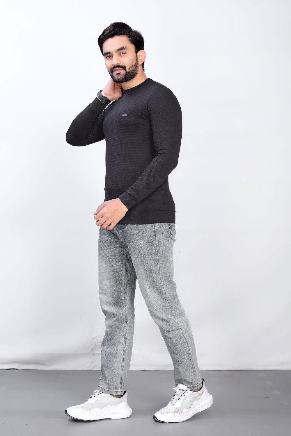 Image of sti Solid Men Round Neck Black, Grey T-Shirt